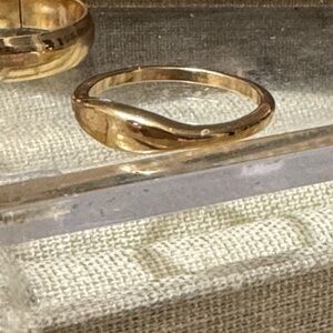 Organic Gold Band Stack Ring Size 6 - NWOT